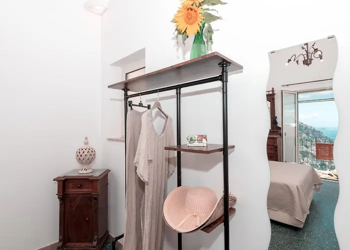 Yourhome - Casa Marina Apartman *